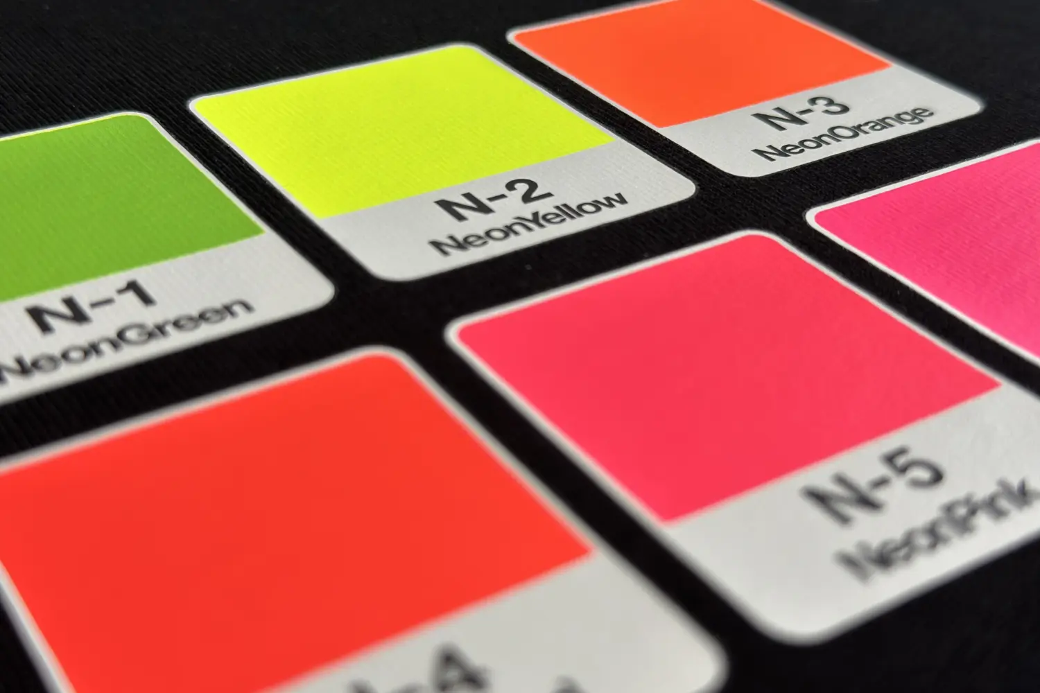 Neon transfers textiel